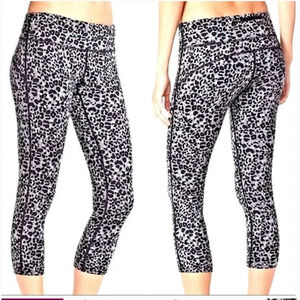 Nike Running Lotus Epic Run Leopard Print Drawstring cropped legging size MEDIUM